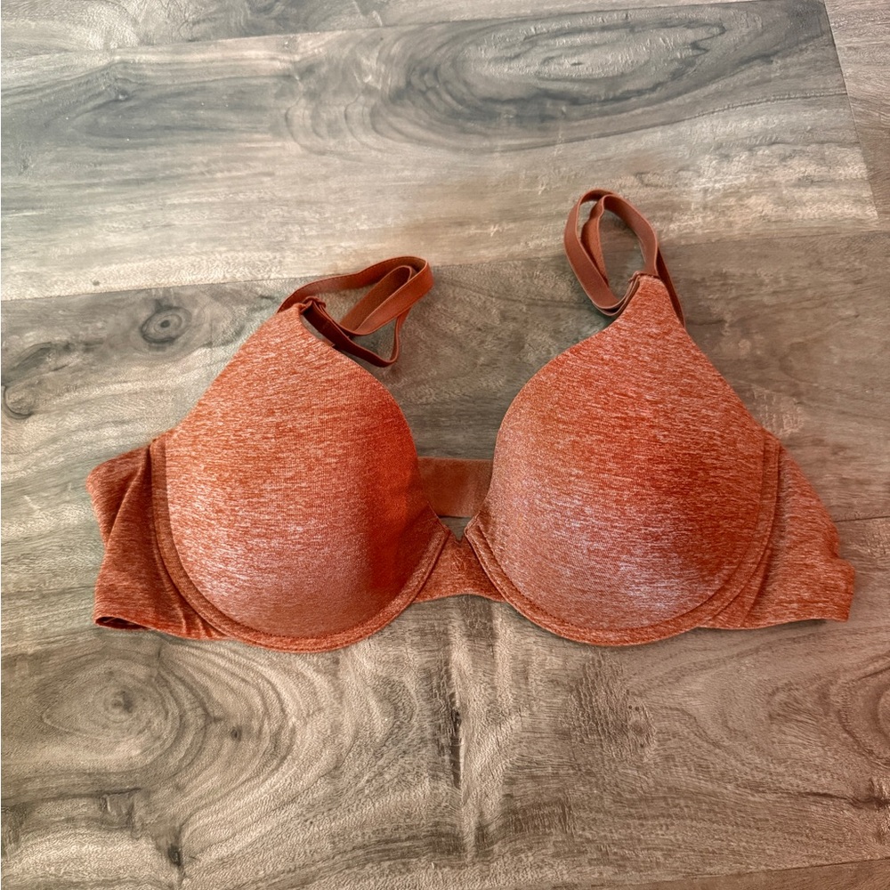 Victorias Secret T Shirt Bra